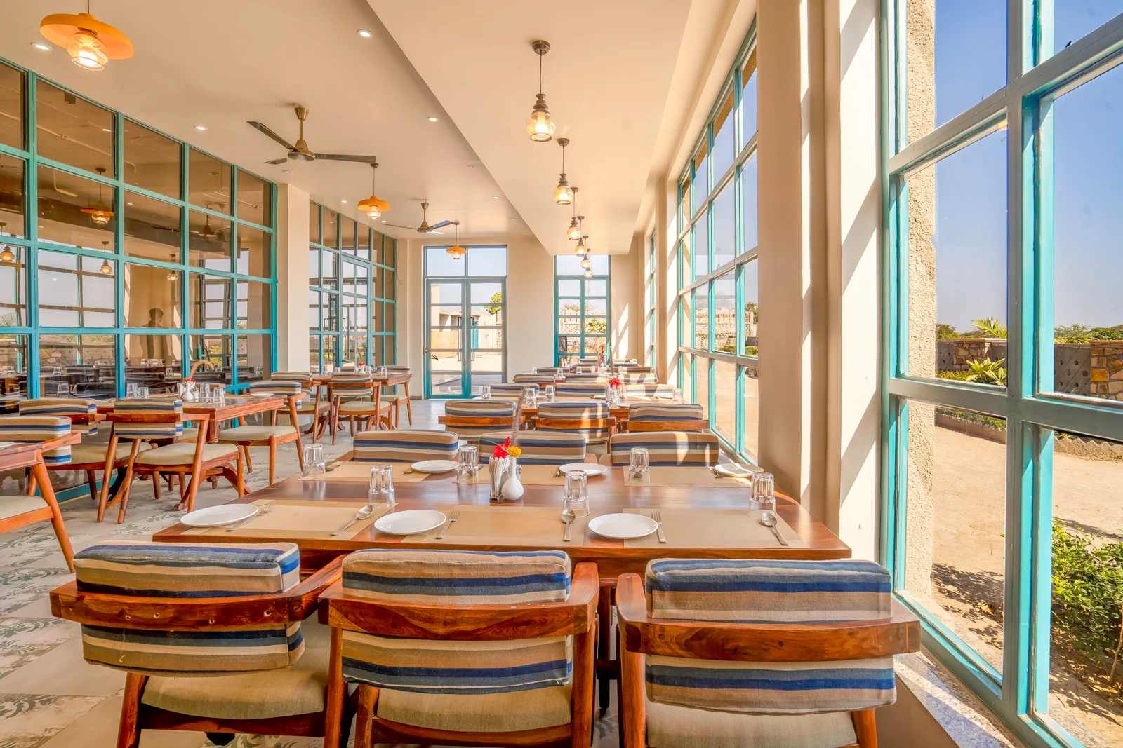 Restaurant for family in Madhya Pradesh